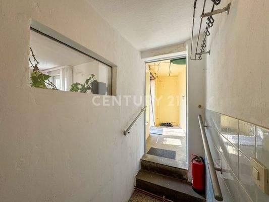 Flur zum hinteren Teil im EG