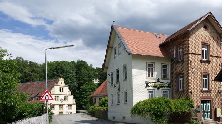 Gasthaus mit Biergarten