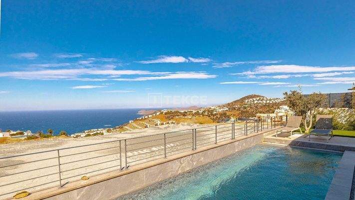 Panoramic Sea View Detached Villas with Pool in Bodrum