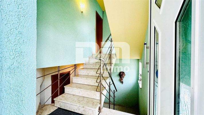 Haupteingang / Treppenhaus