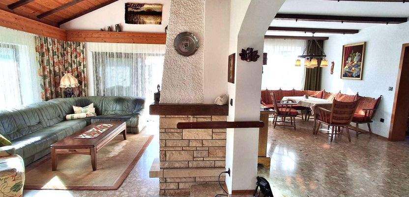 Wohn- und Esszimmer.JPG