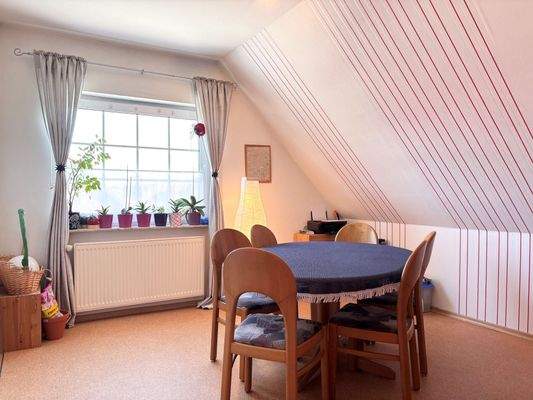 OG Wohnung Esszimmer