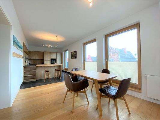 Küche mit Einbauküche