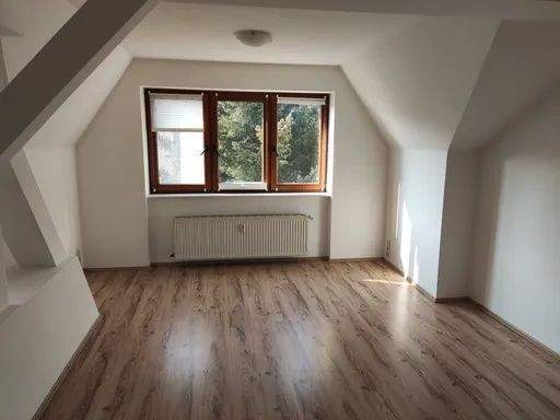 c63fe472-e271-47ce-a843-638b909a9695