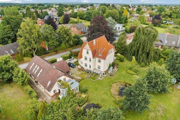 Traumhaftes Gebäude-Ensemble