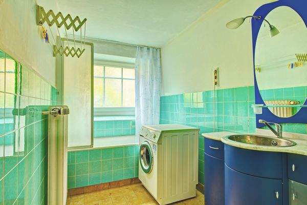 Haupthaus EG Bad mit Wanne