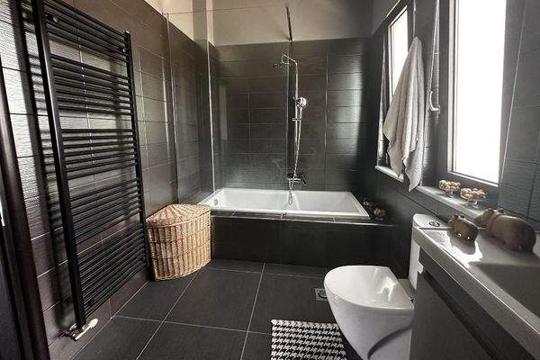 Kreta, Kolymvari: Moderne Luxusvilla mit atemberaubender Aussicht und privatem Pool zum Verkauf