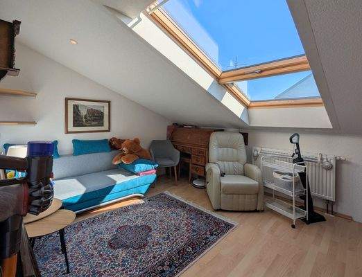 Büro/Gästezimmer DG