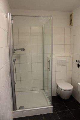 1298 Duschbad, Bild 1