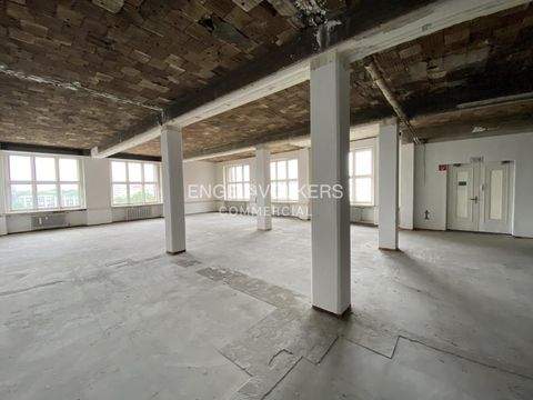 Berlin Halle, Berlin Hallenfläche