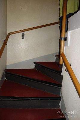 Aufgang ins 1. OG