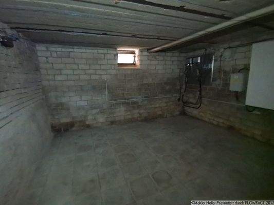 10 Kellerraum