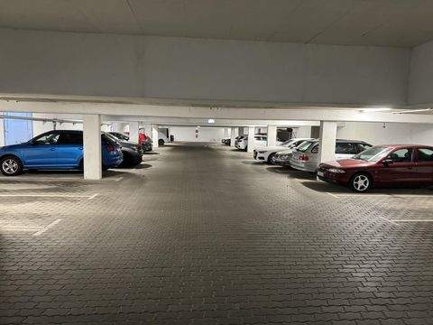 Ludwigsfelde Garage, Ludwigsfelde Stellplatz