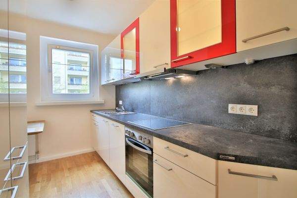 Einbauküche mit Sitzecke