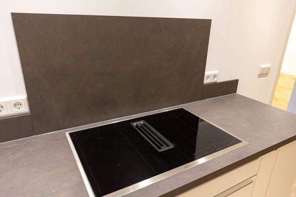 Cerankochfeld mit integr. Abluft.jpg