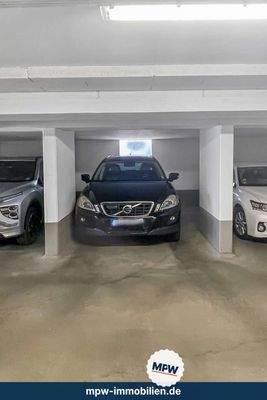 Tiefgargagenstellplatz