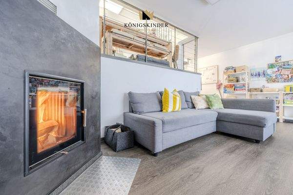 Wohnbereich mit Kamin