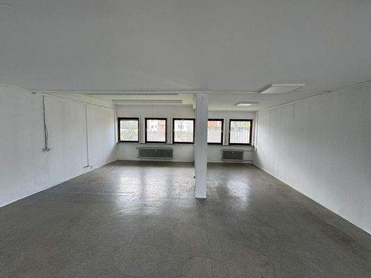 Laden/Praxis/Gewerbefläche