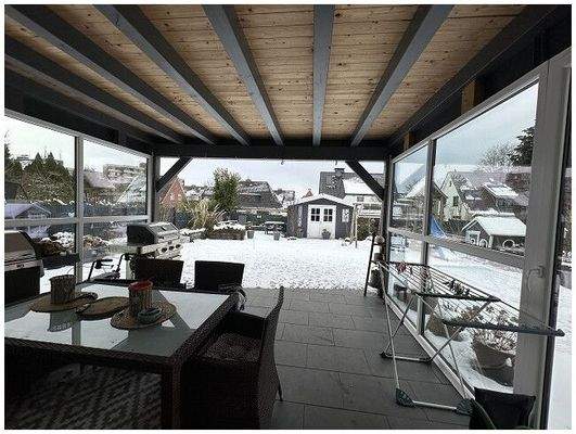 überdachte Terrasse