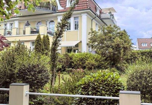 Wohnung ( EG: rechts)