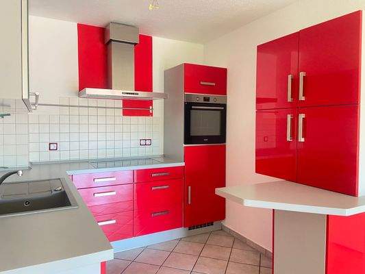 Elektrische Geräte inklusive