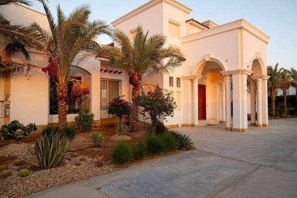 Sea-View-Villa-in-El Gouna  (5).jpg