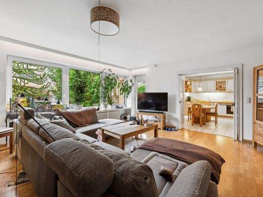 EG Wohnzimmer Blick Küche