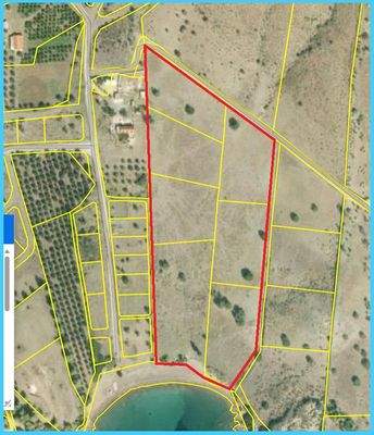 Landfläche in Ermioni