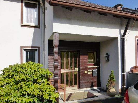 Überdachter Hauseingang