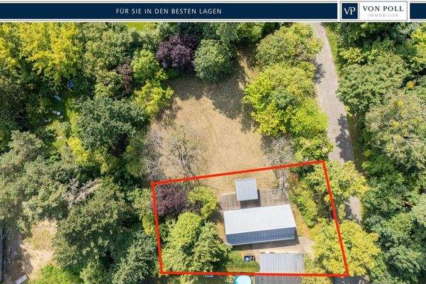 Titel 1078 m² mit Bestand