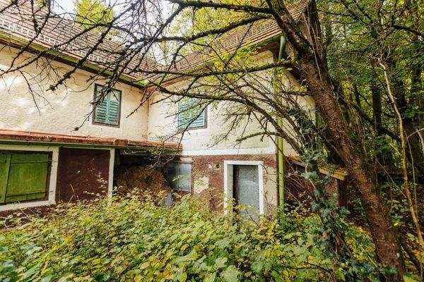 Einfamilienhaus sanierungsbedürftig