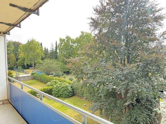Balkon (hinten) mit Blick zum Garten
