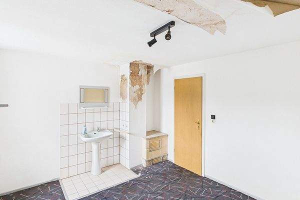 Schlafzimmer 4 OG (mit Wasserschaden)