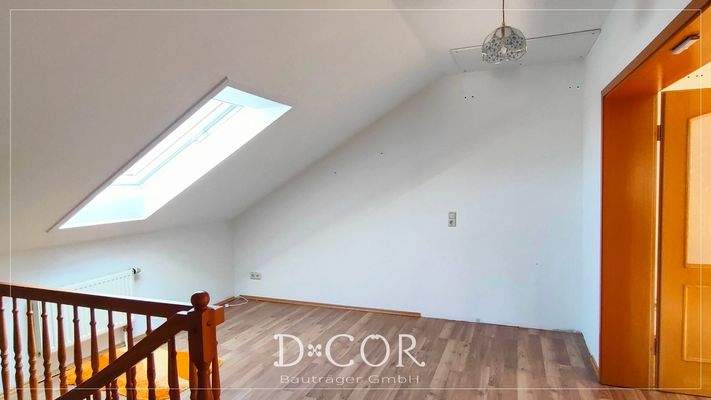 Homeofficebereich in der Galerieebene