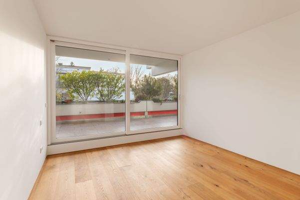 Geräumiges Schlafzimmer