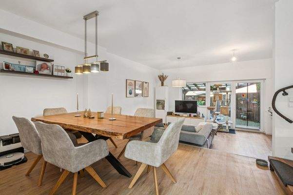 48656_011_Essbereich