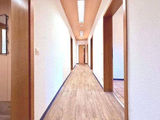 Flur Zugang zu den Schlafzimmern und Badezimmer