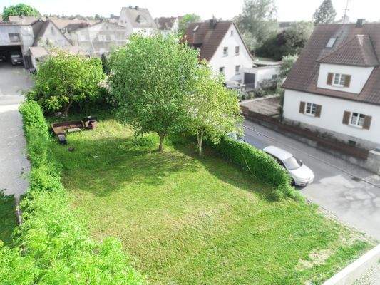 Baugrundstück hinter dem Haus