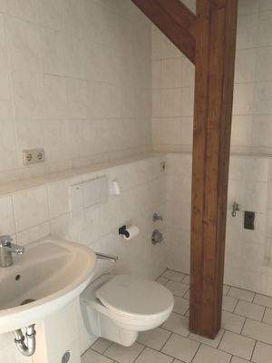 Bad mit Waschmaschinenplatz