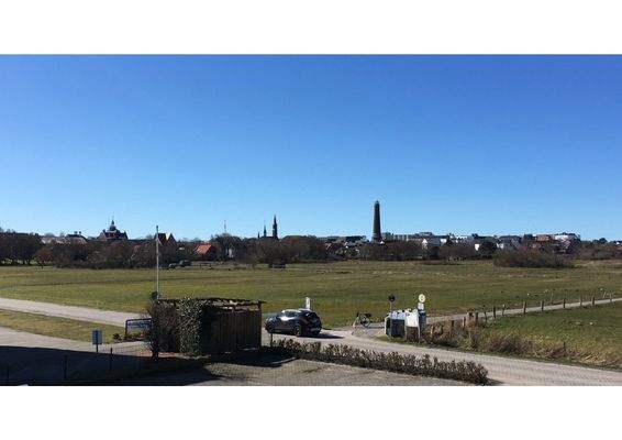 Blick vom Balkon in Richtung Stadt
