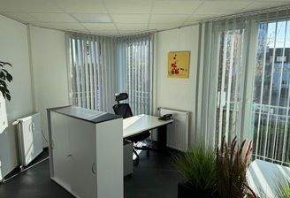 Büroraum 1.2 (1.OG)