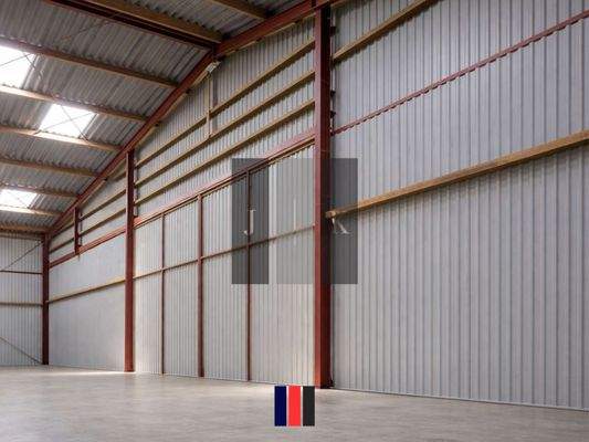 Halle Innenansicht 3 (Visual.)