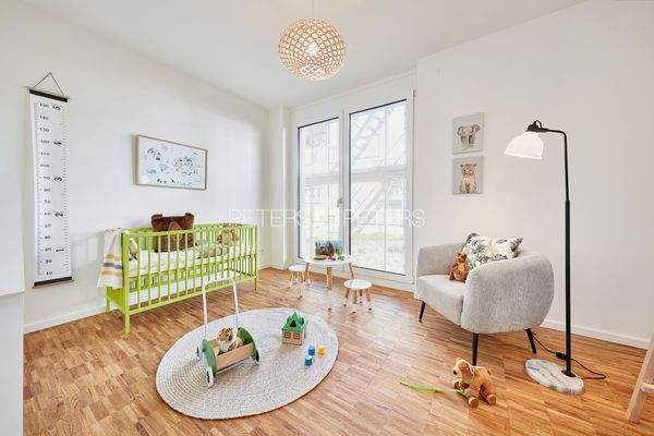 Kind (Musterwohnung)