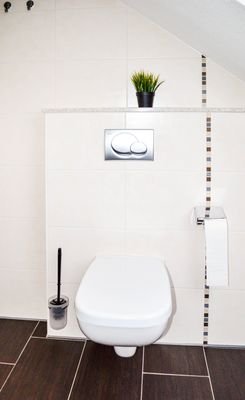 UG WC