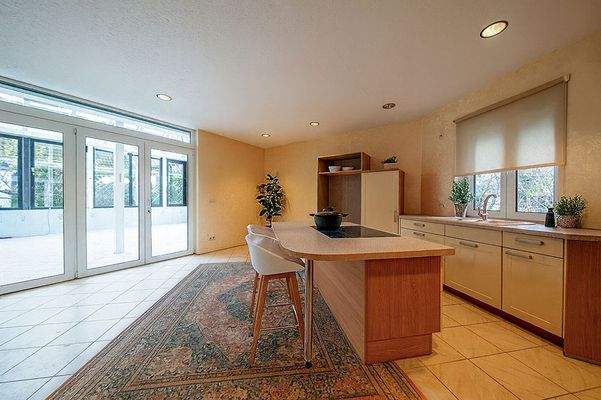 200-8560_Küche-3_gestaged