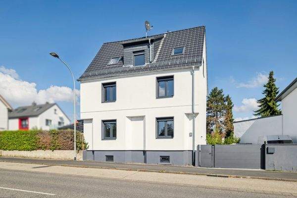 37005_002_Straßenansicht