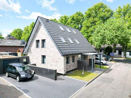 1 dji_fly_20250523_111932_233_1747993785824_photo 