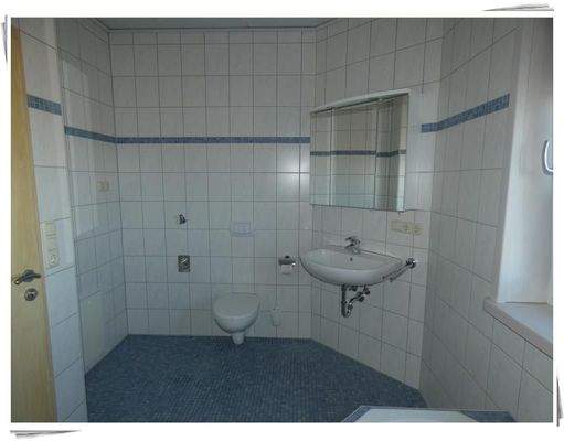 Bad mit Platz für Waschmaschine