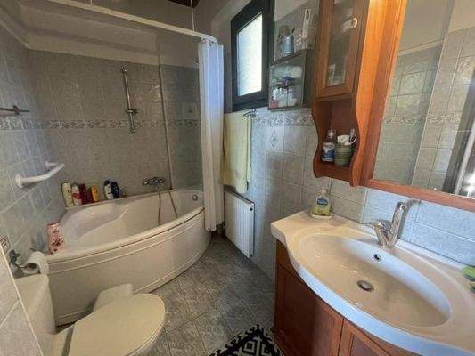 Südostkreta, Aspros Potamos: Wunderschöne Villa, nahe dem Meer und Makry Gialos, zu verkaufen