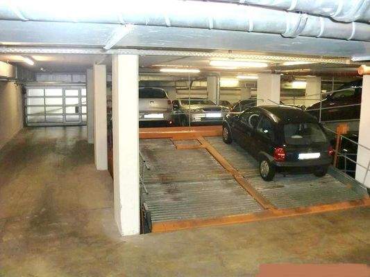 Tiefgaragenstellplatz